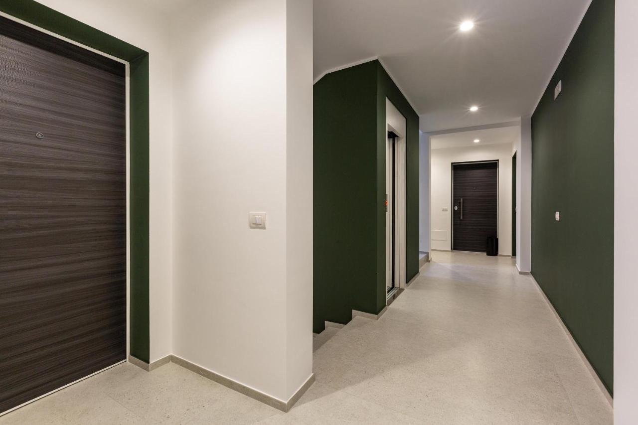 Conteduca Apartment By Barbarhouse Fasano Bagian luar foto